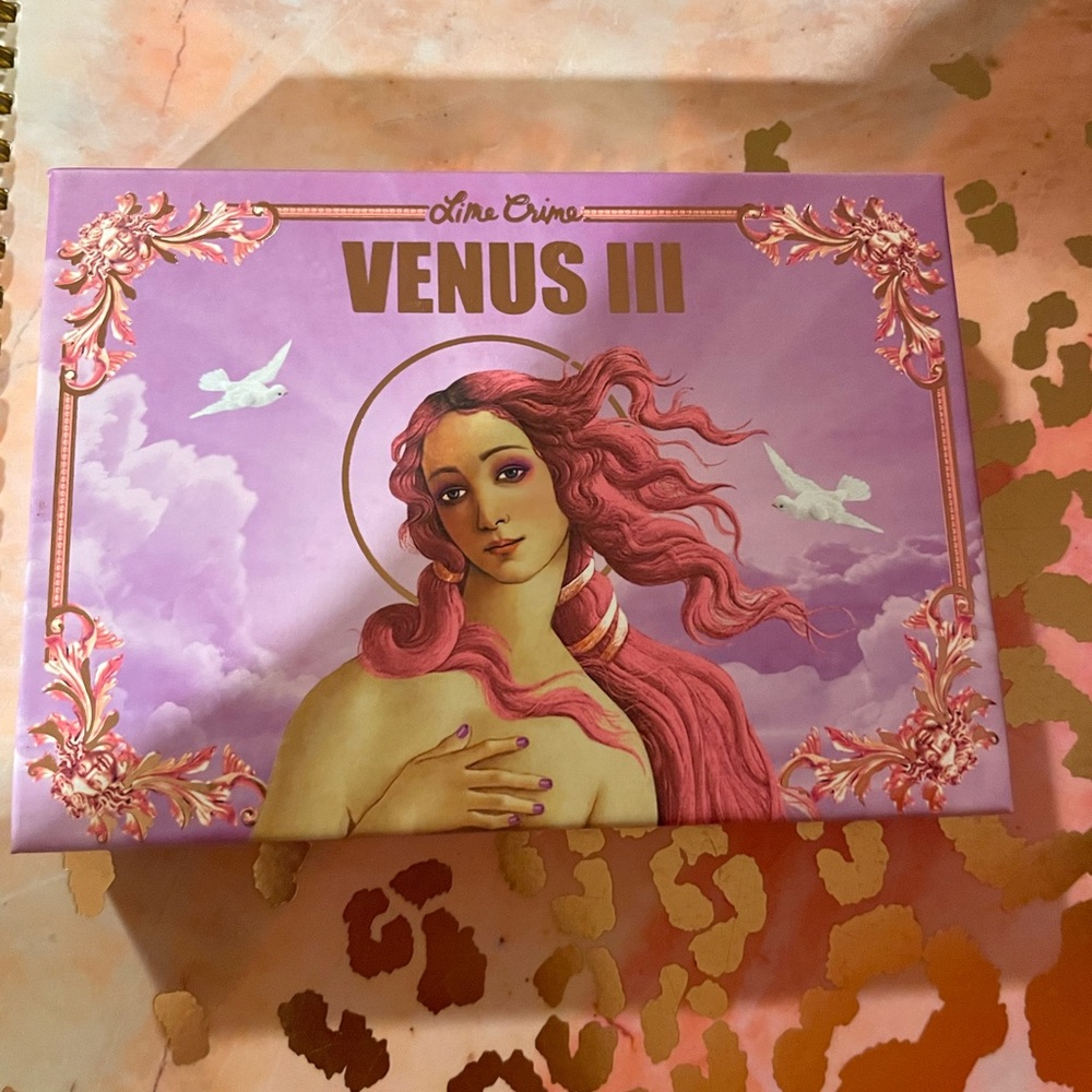 Venus make up pallet